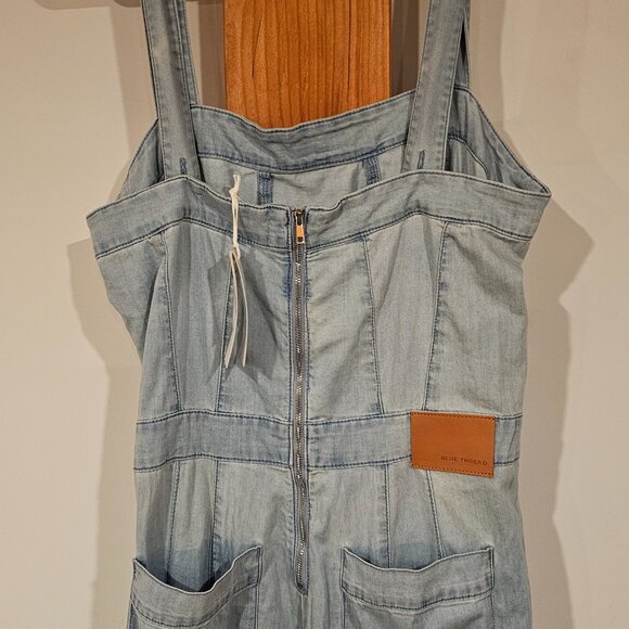 Size 6 denim jumper - Picture 4 of 7